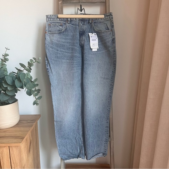 NWT Zara High-Waisted Straight-Leg Jeans - Picture 10 of 10